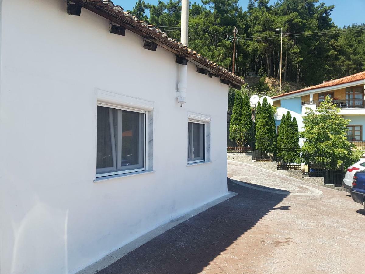 Safe And Cozy Studio In Xanthi! 외부 사진